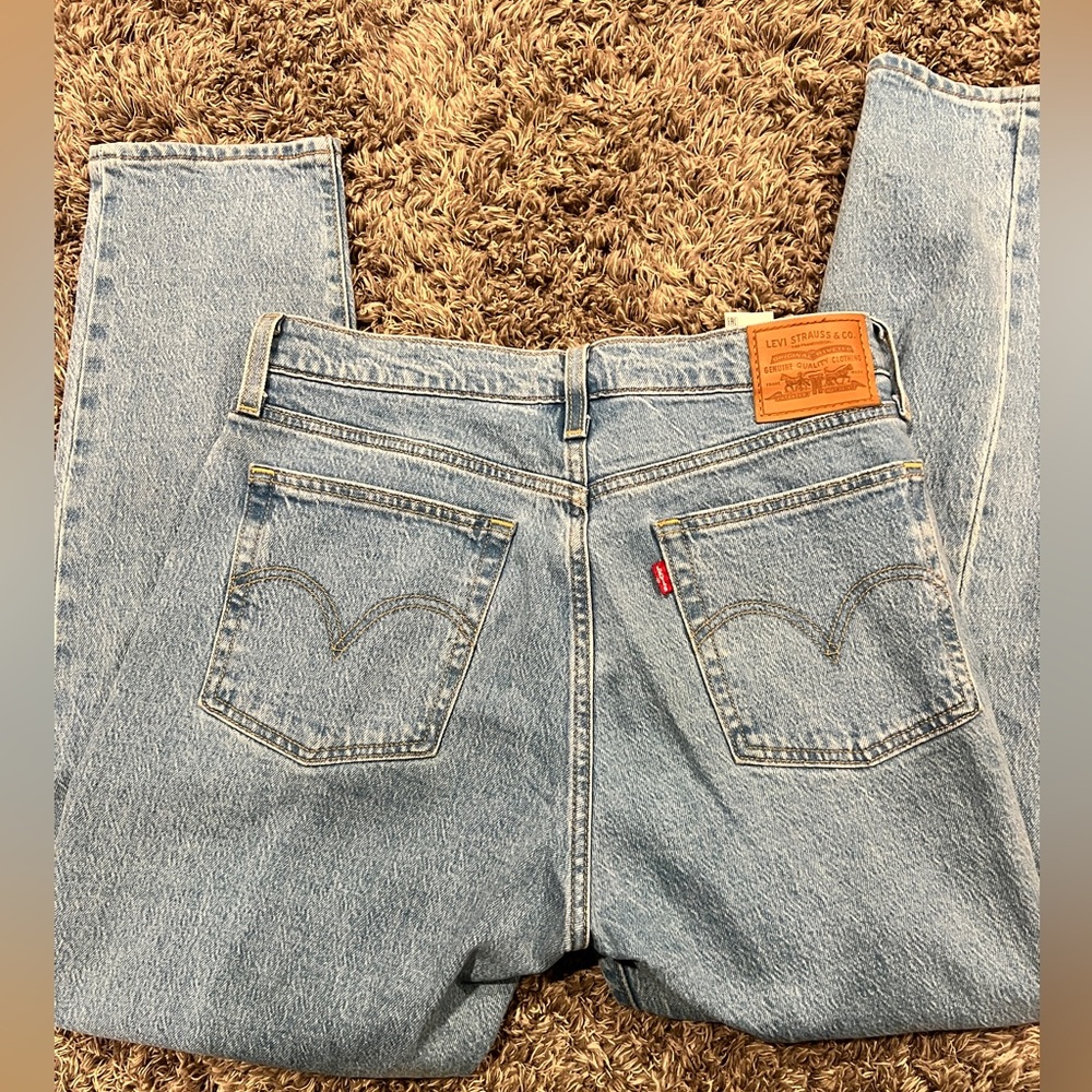 Levi’s wedge fit Jeans - Picture 3 of 3